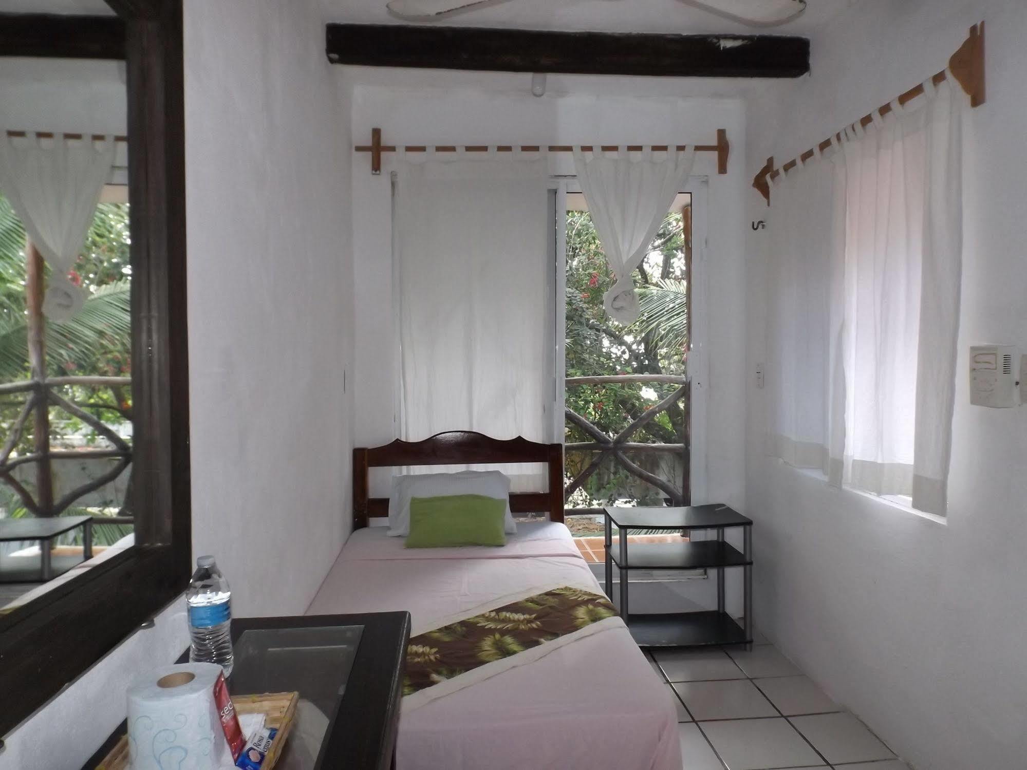 Nido Del Quetzal Hotel Bacalar Exterior foto